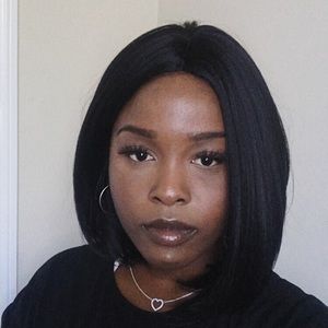 Meet your Posher, Anne